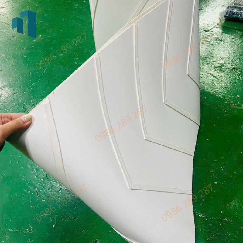 Băng Tải PVC Gắn Gân V Trắng